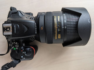 Nikon D5500 cu Nikkor 18-300mm DX, in stare foarte bună