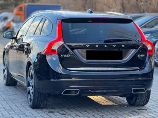 Volvo V60 foto 3