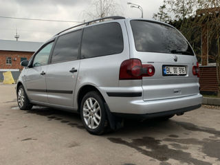 Volkswagen Sharan foto 8