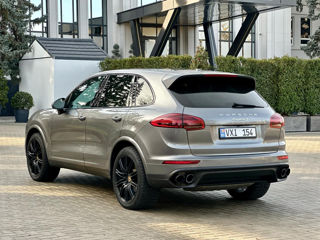 Porsche Cayenne foto 4