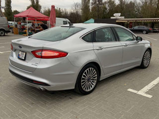 Ford Fusion foto 3