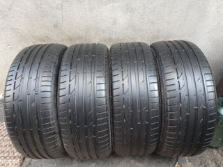 225/45/ R18- Bridgestone.