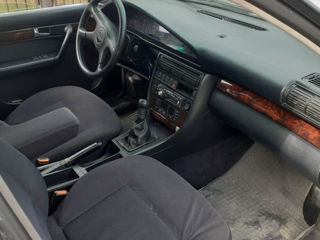 Audi 100 foto 2