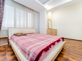 Apartament cu 4 camere, 130 m², Centru, Chișinău foto 8