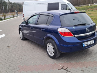 Opel Astra foto 4