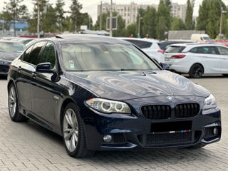 BMW 5 Series foto 4