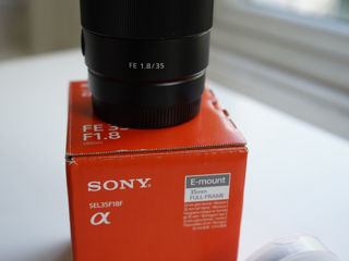 Sony FE 35mm f/1.8 Full Frame Lens. SEL35F18F