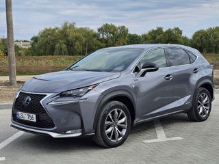 Lexus NX Series foto 1