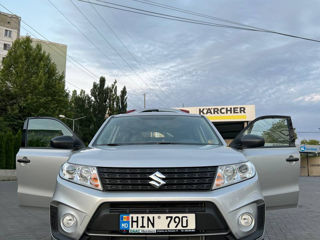 Suzuki Vitara foto 2