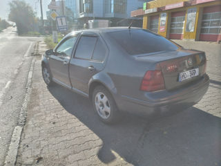 Volkswagen Jetta foto 9