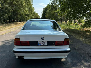 BMW 5 Series foto 5