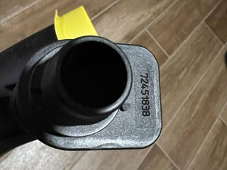 NEW Genuine BMW Air Intake tube Cyl. 5-8. 13718689759 foto 4