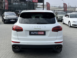 Porsche Cayenne foto 7