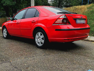 Ford Mondeo foto 10