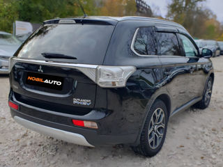 Mitsubishi Outlander foto 4