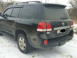 Toyota Land Cruiser foto 2