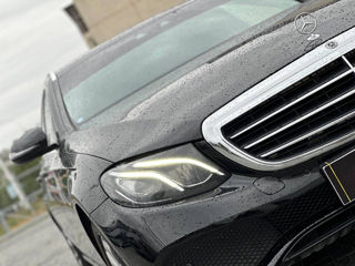 Mercedes E-Class foto 8