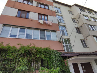 Apartament cu 2 camere, 52 m², Poșta Veche, Chișinău foto 3