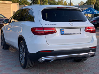 Mercedes GLC foto 4