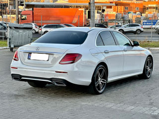 Mercedes E-Class foto 4