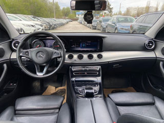 Mercedes E-Class foto 13