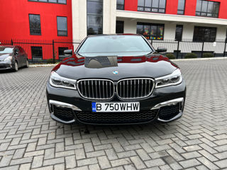 BMW 7 Series foto 2