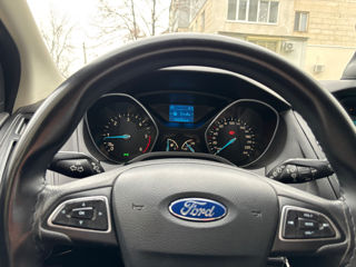 Ford Focus foto 5