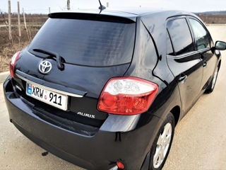 Toyota Auris foto 7