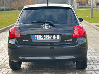 Toyota Auris foto 6