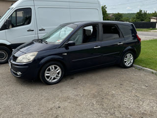 Renault Grand Scenic foto 4