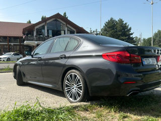 BMW 5 Series foto 3