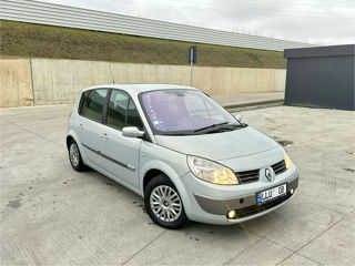 Renault Scenic foto 2