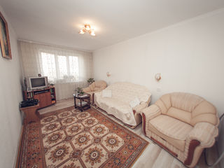 Apartament cu 4 odăi! Perfect pentru familii mari! foto 4