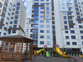2-х комнатная квартира, 74 м², Чокана, Кишинёв