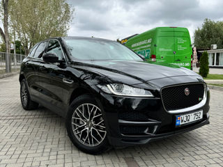 Jaguar F-pace foto 2