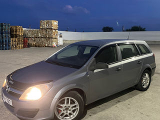 Opel Astra, 2005 г.