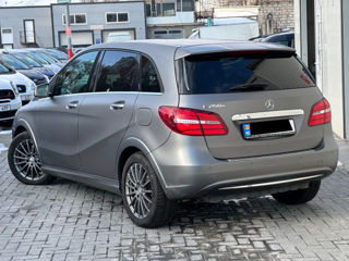 Mercedes B-Class foto 4