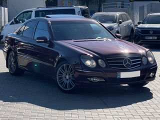 Mercedes E-Class foto 4