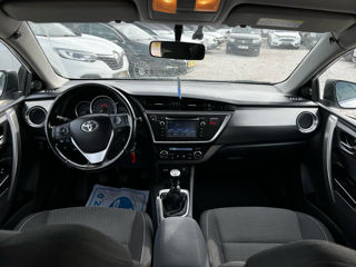 Toyota Auris foto 8