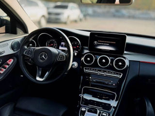 Mercedes C-Class foto 6