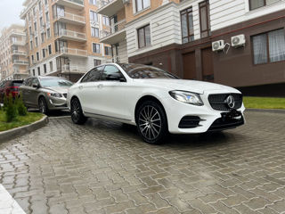 Mercedes E-Class foto 3