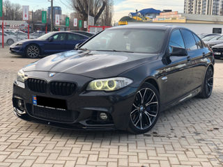 BMW 5 Series foto 1