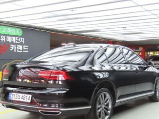 Volkswagen Passat foto 2