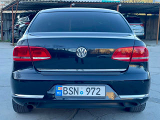 Volkswagen Passat foto 6