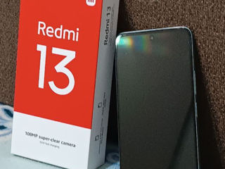 Redmi 13, 8GB/256GB, cu garanție