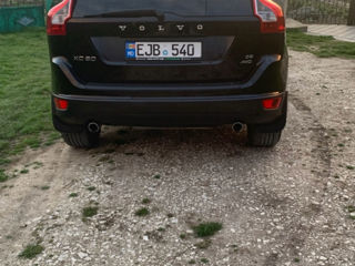 Volvo XC60 foto 1