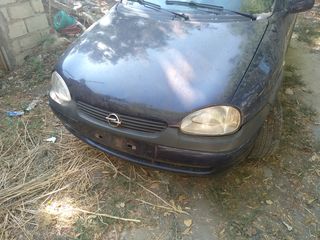 Opel corsa.  anu  2000,   motor x 10 xe foto 9