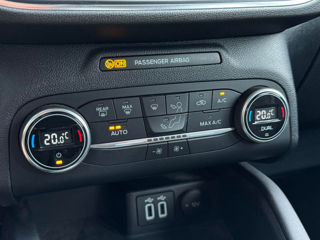Ford Kuga foto 13