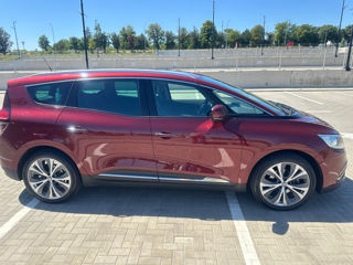 Renault Grand Scenic foto 2