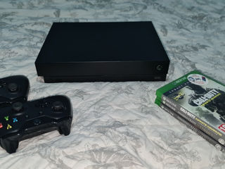 Xbox one X 1tb stare ideală, 3 jocuri, 2 joystick foto 7